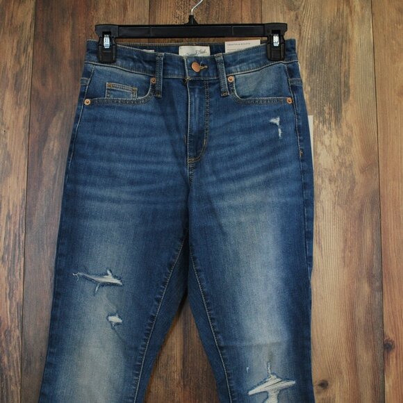 NWT Universal Thread High Rise Skinny Slim Leg Jeans 0/25R - Picture 1 of 6